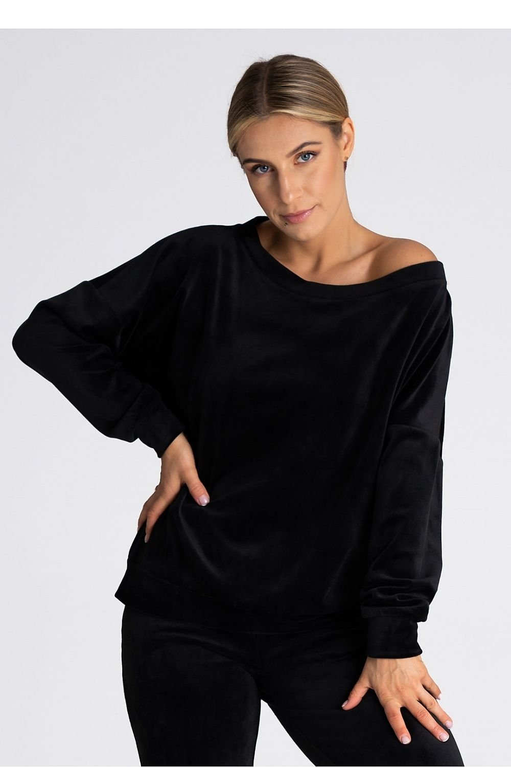 Sweatshirt model 189289